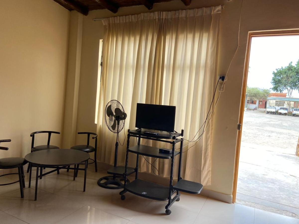 Hospedaje La Huega Ica Exteriér fotografie