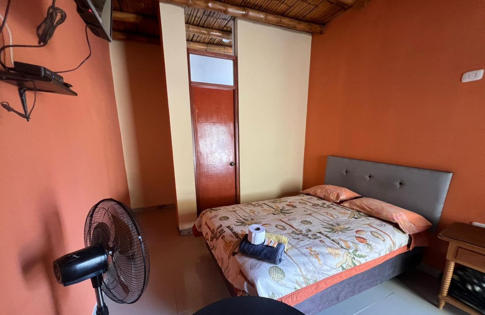 Hospedaje La Huega Ica Exteriér fotografie